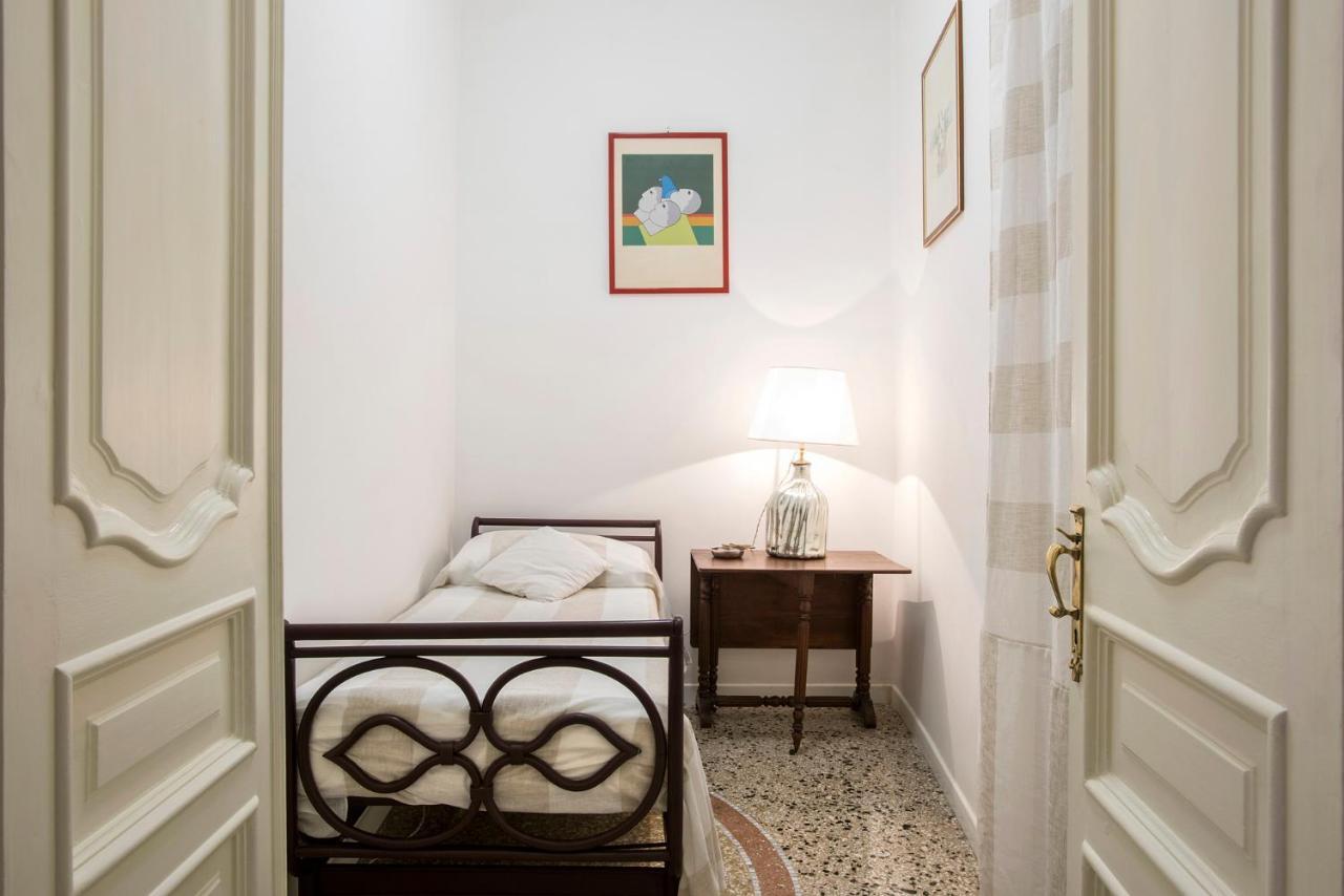 Apartamento Flat Six Roma Exterior foto